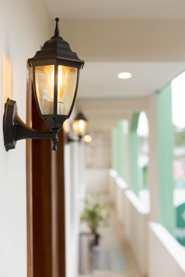Hotel Maculan Valladolid  Zewnętrze zdjęcie